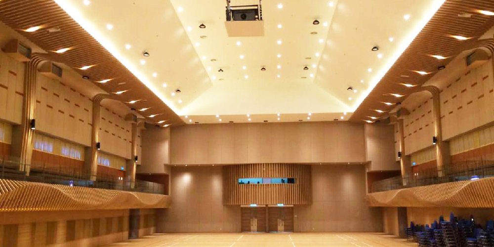 In What Designs Are LED High Bay Ceiling Lights Available?