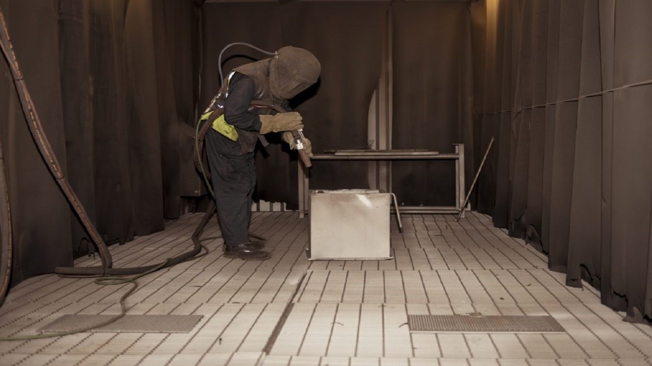 Enhancing Efficiency in the Use of Steel Shot Blasting Machines